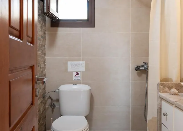 Elizabeth Nyaraló Szími